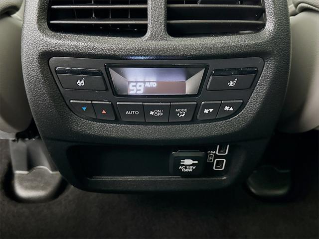 Photo of 2022 Obsidian Blue Pearl Honda Passport