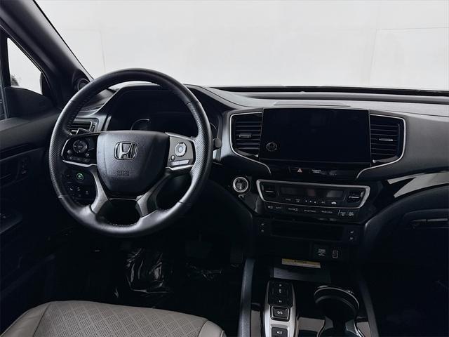 Photo of 2022 Obsidian Blue Pearl Honda Passport