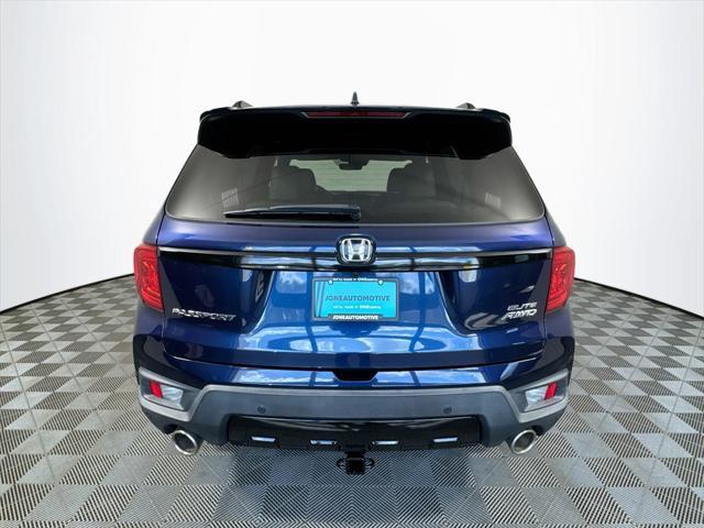 Photo of 2022 Obsidian Blue Pearl Honda Passport