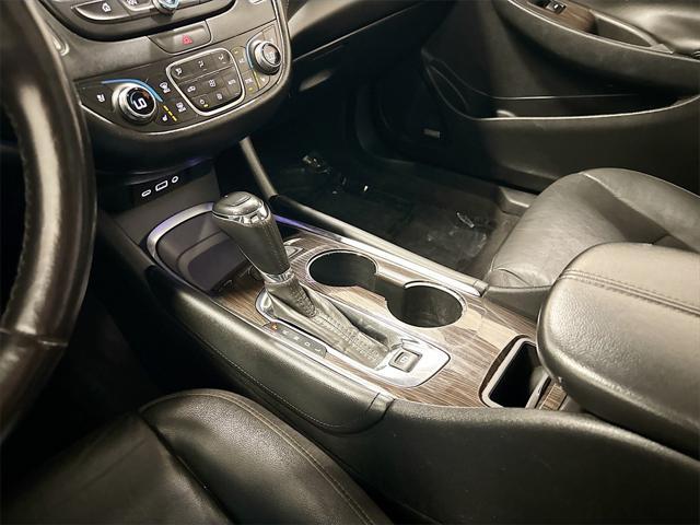 Photo of 2020 Silver Ice Metallic Chevrolet Malibu