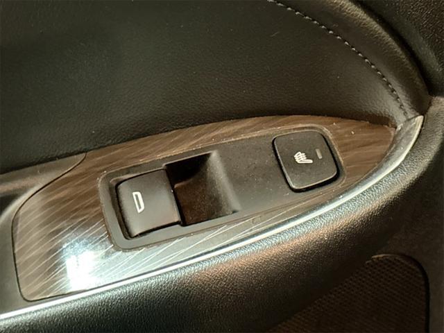 Photo of 2020 Silver Ice Metallic Chevrolet Malibu