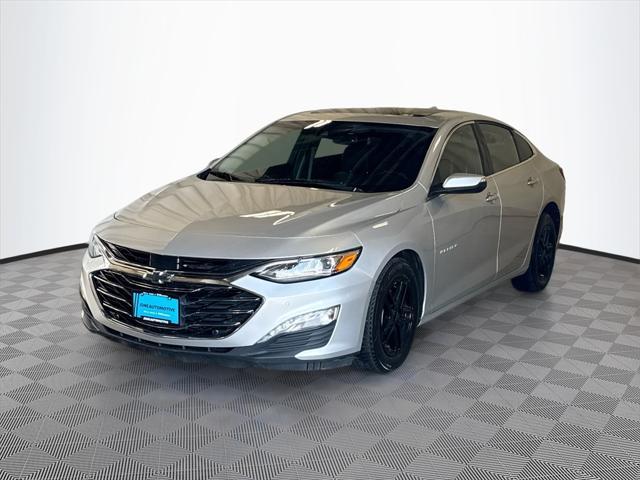 Photo of 2020 Silver Ice Metallic Chevrolet Malibu