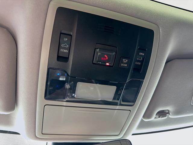 Photo of 2020 Black Lexus RX 350L