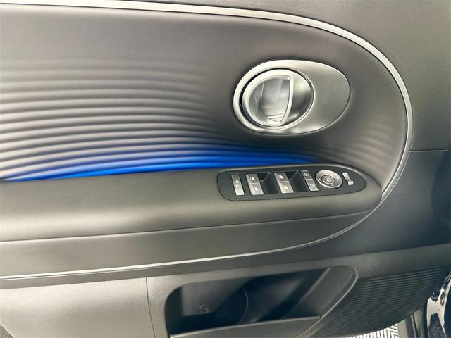 Photo of 2026 Abyss Black Hyundai IONIQ 9