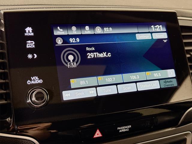 Photo of 2022 Crystal Black Pearl Honda Pilot