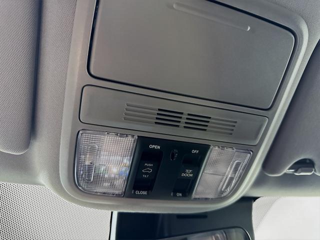 Photo of 2022 Crystal Black Pearl Honda Pilot