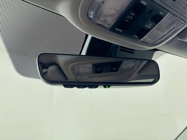 Photo of 2022 Crystal Black Pearl Honda Pilot