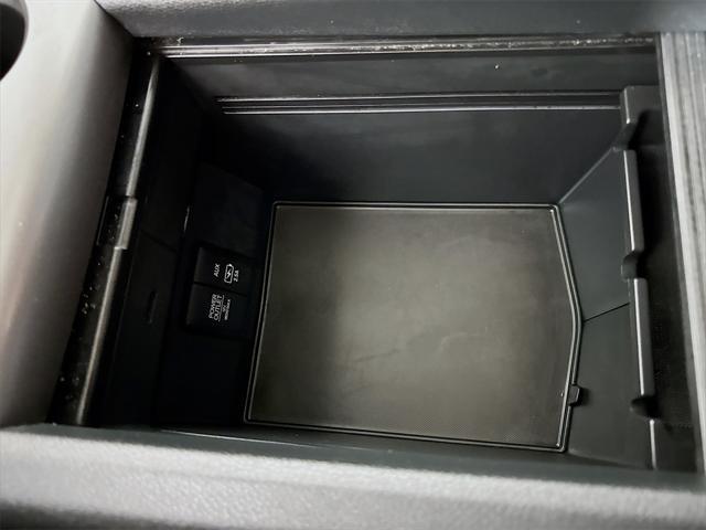 Photo of 2022 Crystal Black Pearl Honda Pilot