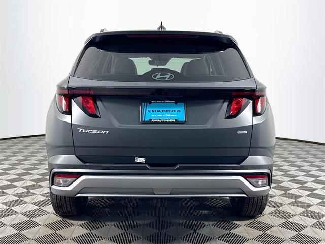 Photo of 2025 Ecotronic Gray Matte Hyundai TUCSON