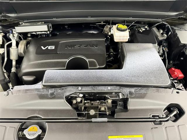 Photo of 2019 Magnetic Black Pearl Nissan Pathfinder