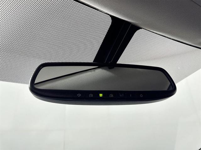 Photo of 2019 Magnetic Black Pearl Nissan Pathfinder
