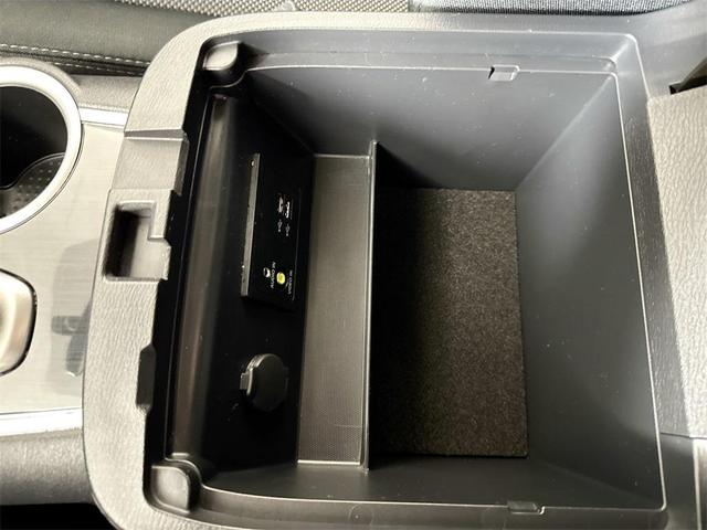 Photo of 2019 Magnetic Black Pearl Nissan Pathfinder
