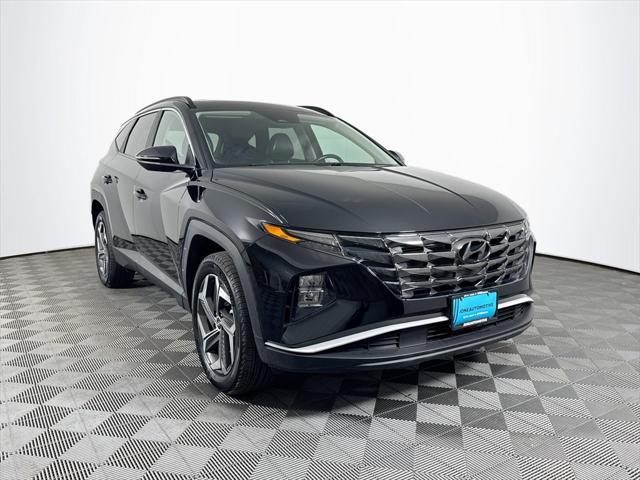Photo of 2022 Phantom Black Hyundai TUCSON