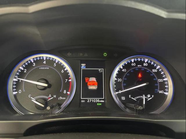 Photo of 2017 Salsa Red Pearl Toyota Highlander