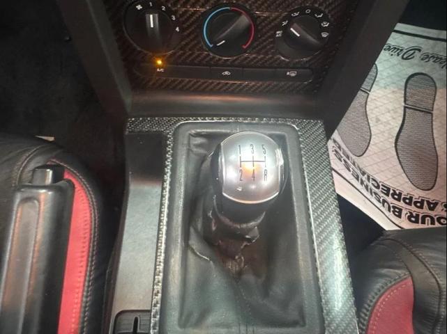 Photo of 2006 Red Ford Mustang