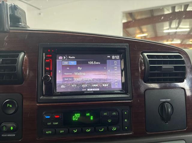 Photo of 2006 Gray Ford F-350
