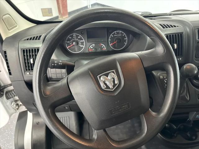 Photo of 2017 Bright White Clearcoat RAM ProMaster 2500