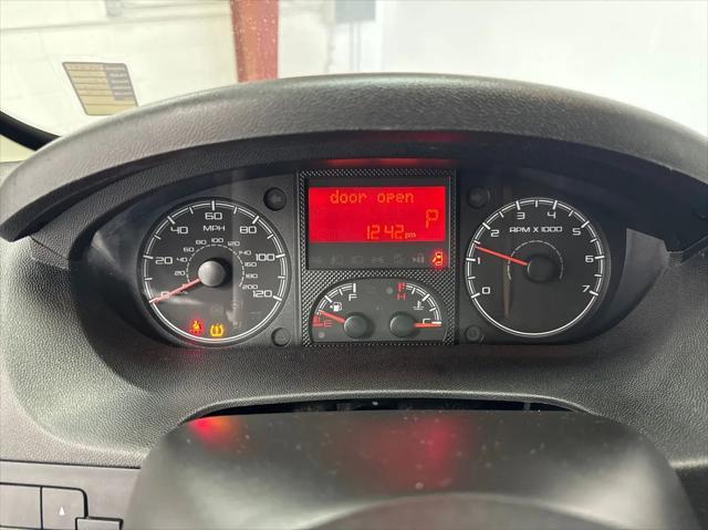 Photo of 2017 Bright White Clearcoat RAM ProMaster 2500