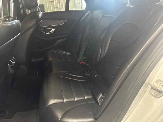 Photo of 2017 Silver Mercedes-Benz C-Class