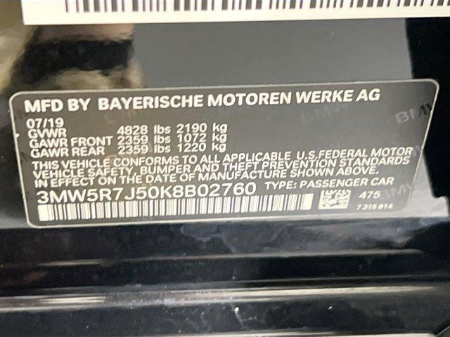 Photo of 2019 Black Sapphire Metallic BMW 330