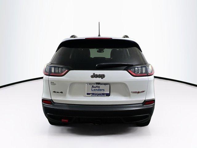 Photo of 2022 Bright White Clearcoat Jeep Cherokee