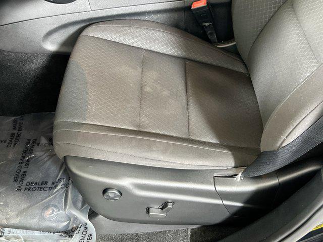 Photo of 2021 Diamond Black Crystal Pearlcoat Jeep Grand Cherokee