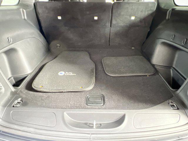 Photo of 2021 Diamond Black Crystal Pearlcoat Jeep Grand Cherokee