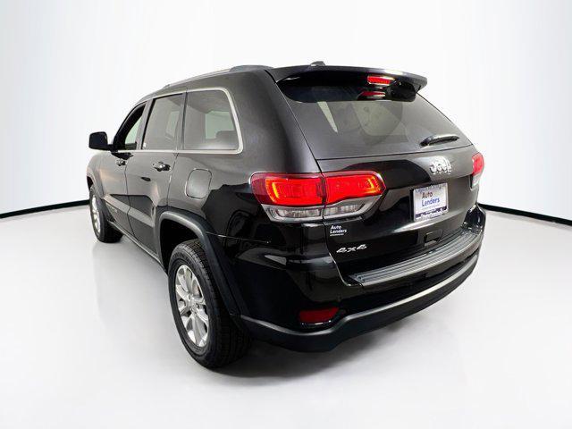 Photo of 2021 Diamond Black Crystal Pearlcoat Jeep Grand Cherokee