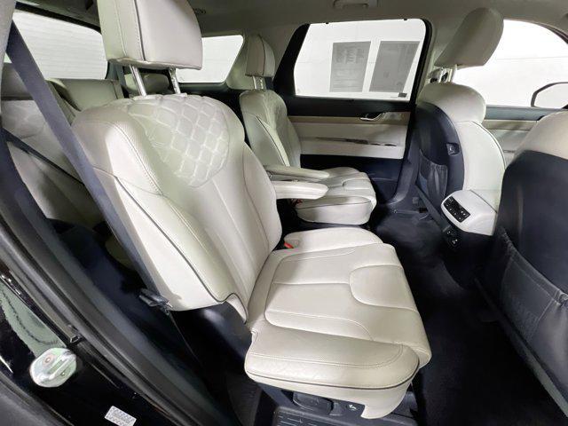 Photo of 2022 Abyss Black Pearl Hyundai PALISADE