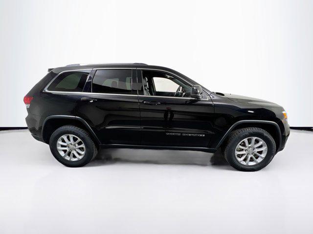 Photo of 2021 Diamond Black Crystal Pearlcoat Jeep Grand Cherokee