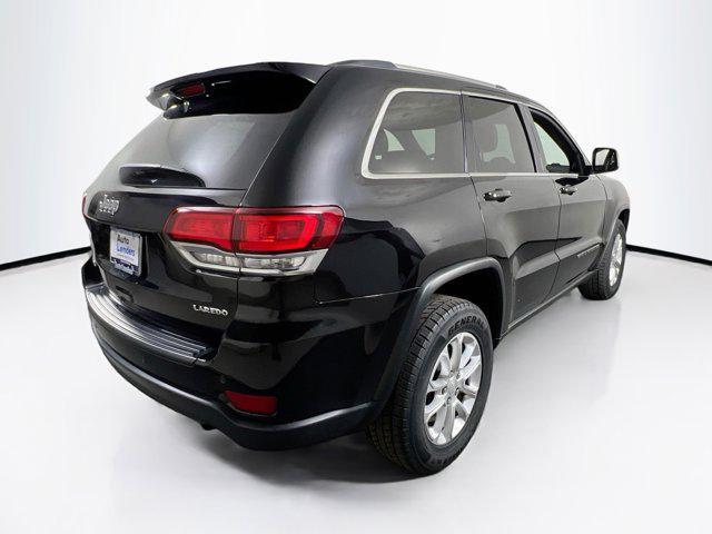 Photo of 2021 Diamond Black Crystal Pearlcoat Jeep Grand Cherokee