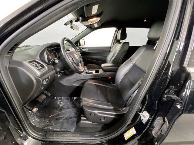 Photo of 2021 Diamond Black Crystal Pearlcoat Jeep Grand Cherokee