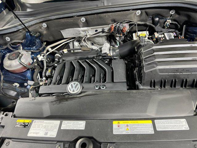 Photo of 2022 Tourmaline Blue Metallic Volkswagen Atlas Cross Sport