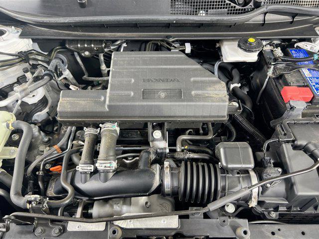 Photo of 2022 Platinum White Pearl Honda CR-V