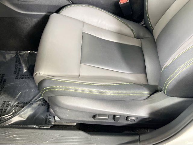 Photo of 2023 Crystal White Pearl Subaru Outback