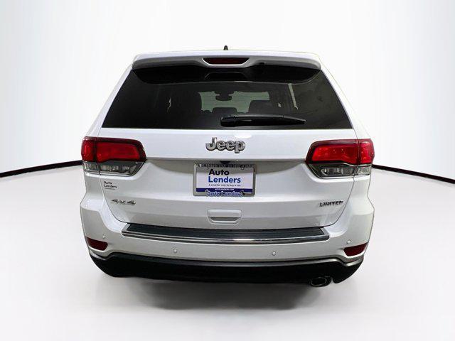 Photo of 2022 Bright White Clearcoat Jeep Grand Cherokee