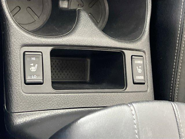 Photo of 2019 Pearl White Tricoat Nissan Rogue