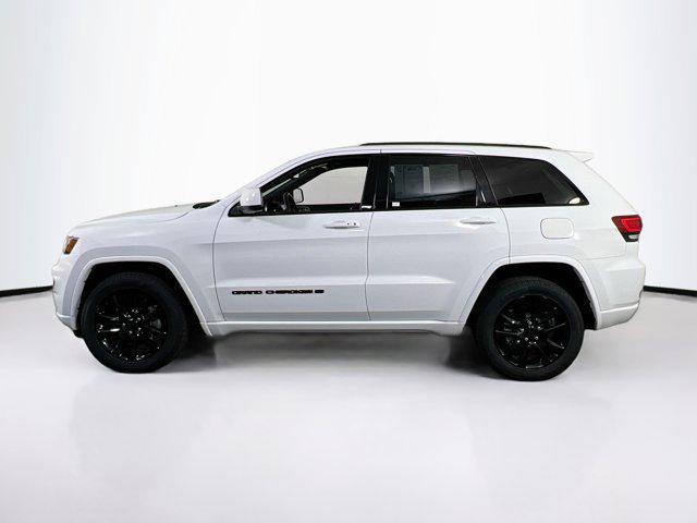 Photo of 2022 Bright White Clearcoat Jeep Grand Cherokee