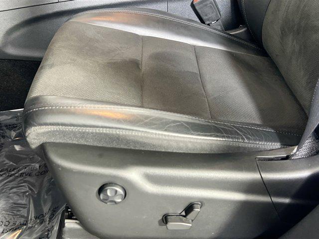 Photo of 2022 Bright White Clearcoat Jeep Grand Cherokee