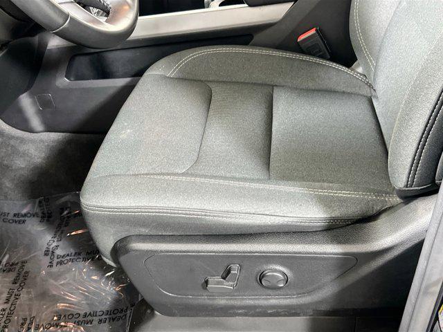 Photo of 2022 Diamond Black Crystal Pearlcoat RAM 1500