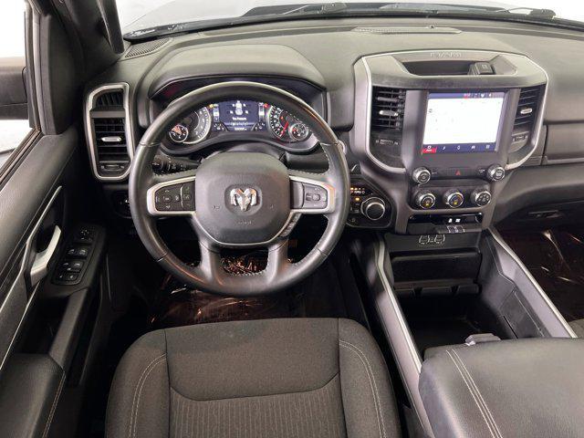 Photo of 2022 Diamond Black Crystal Pearlcoat RAM 1500