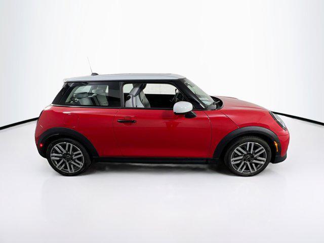 Photo of 2025 Chili Red II MINI Hardtop