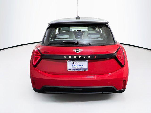 Photo of 2025 Chili Red II MINI Hardtop
