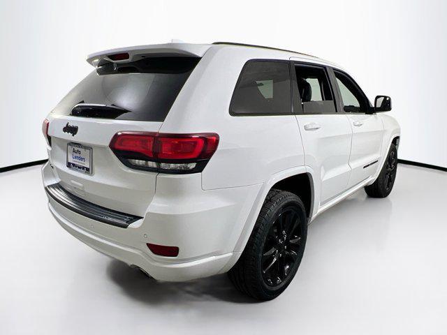 Photo of 2021 Bright White Clearcoat Jeep Grand Cherokee