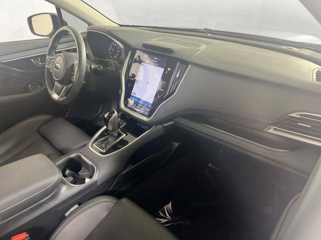 Photo of 2022 Ice Silver Metallic Subaru Legacy