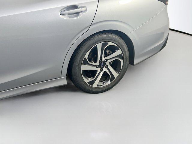 Photo of 2022 Ice Silver Metallic Subaru Legacy