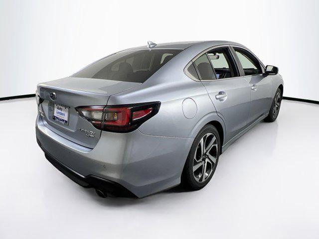 Photo of 2022 Ice Silver Metallic Subaru Legacy