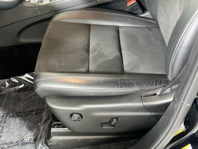 Photo of 2022 Diamond Black Crystal Pearlcoat Jeep Grand Cherokee