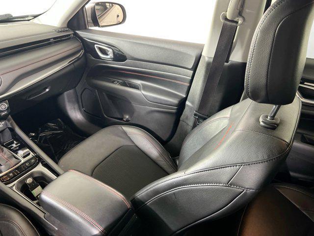 Photo of 2022 Billet Silver Metallic Clearcoat Jeep Compass