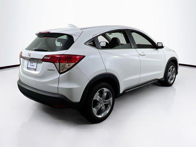 Photo of 2022 Platinum White Pearl Honda HR-V